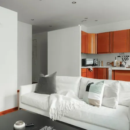 Apartman And Peaceful Helsinki