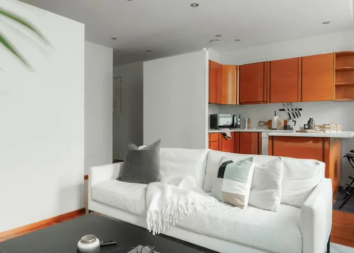 Apartment And Peaceful Helsinki