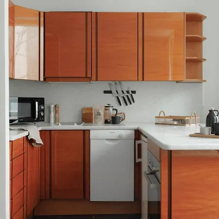 And Peaceful Ελσίνκι